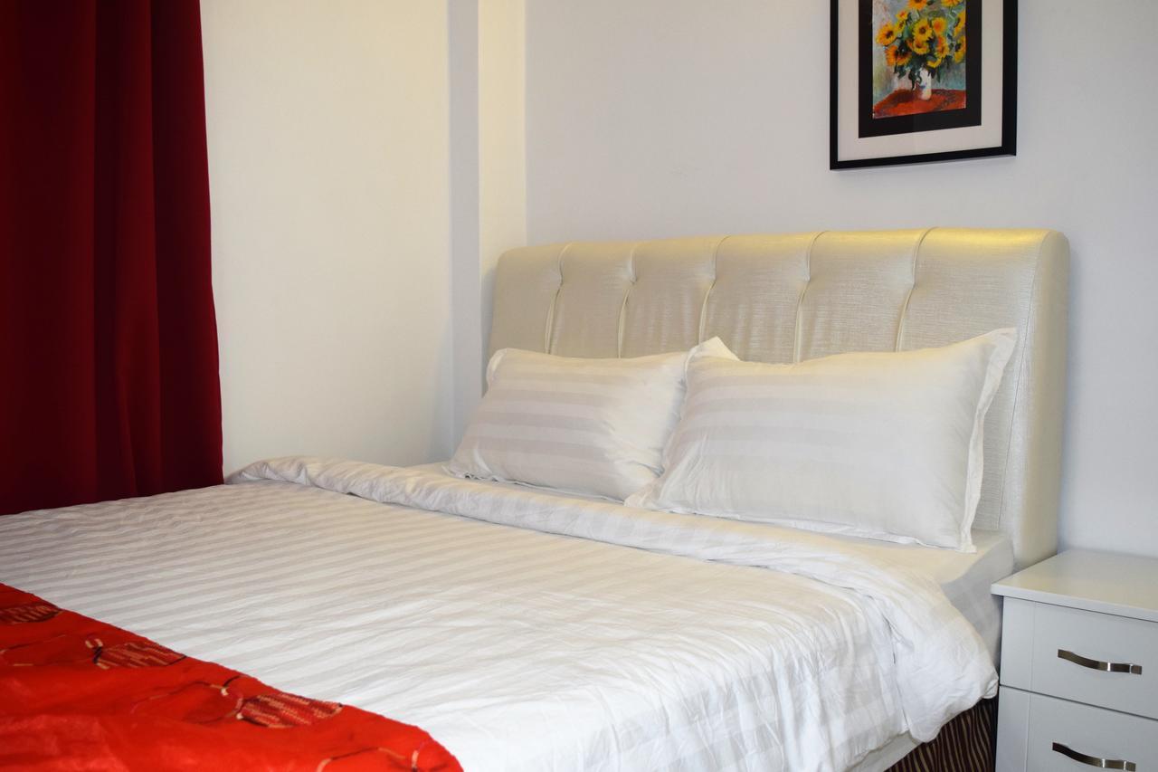 S Rose Hotel Сепанг Екстер'єр фото