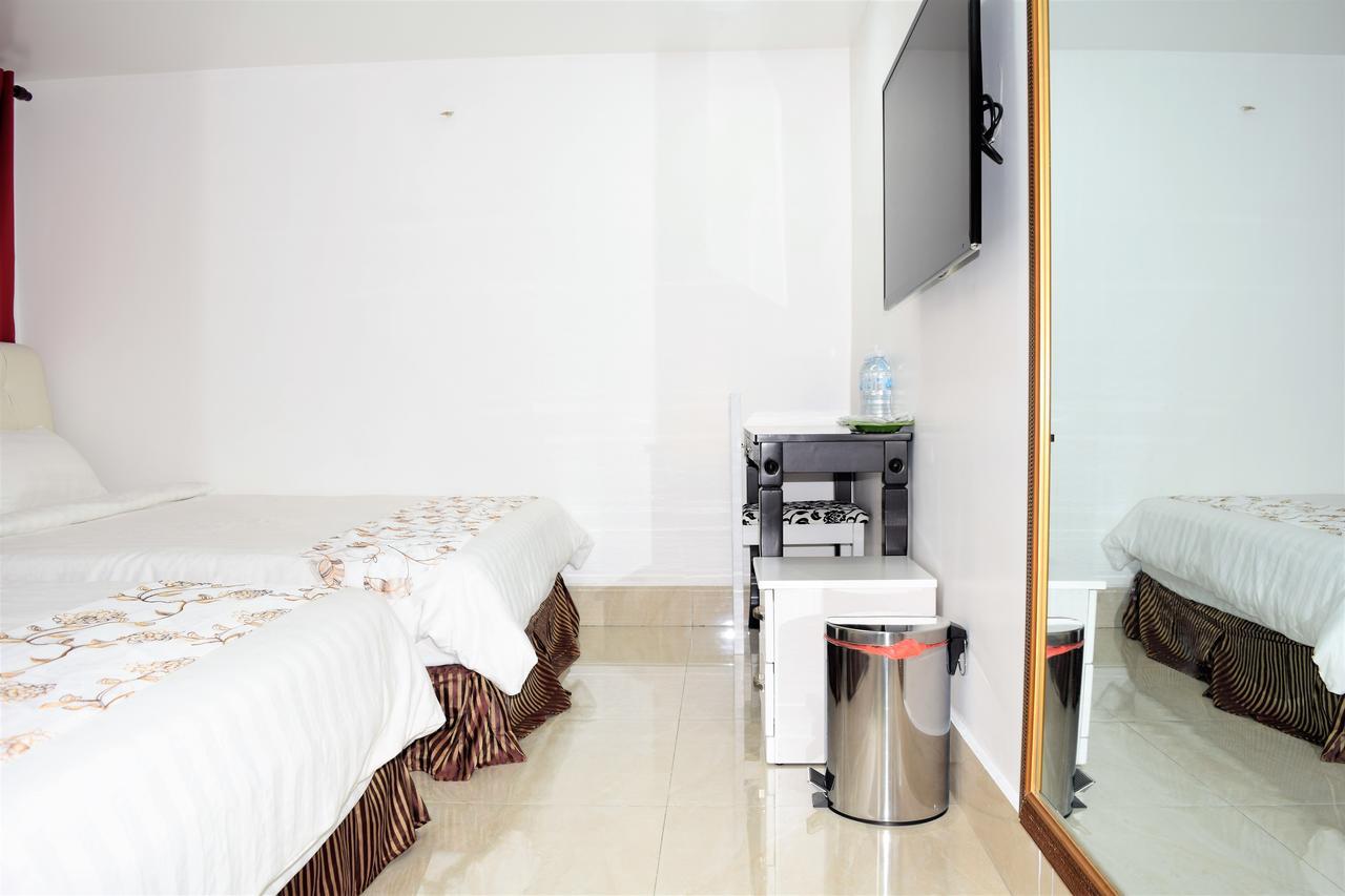 S Rose Hotel Сепанг Екстер'єр фото